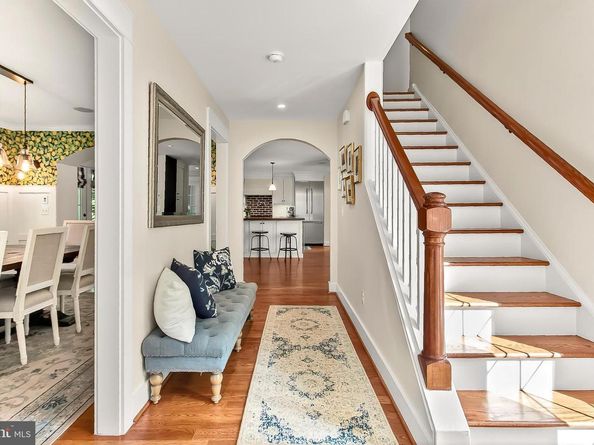 6452 Overbrook Street, Falls Church VA 22043