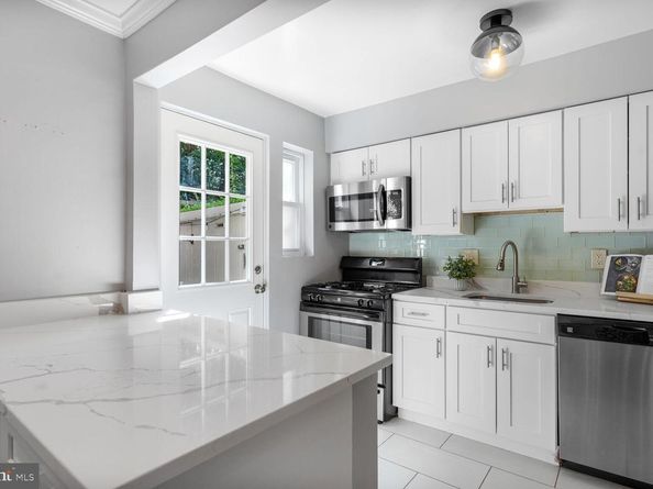 2801 16TH Road S 2801A, Arlington VA 22204