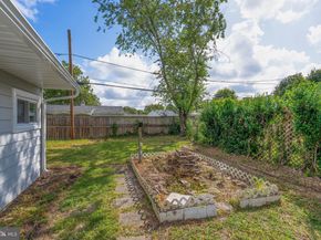 133 Dogwood Drive, Levittown PA 19055