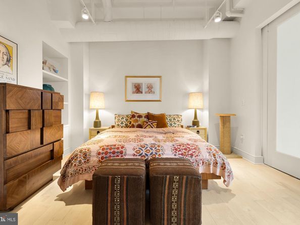 2424 18TH Street NW R1, Washington DC 20009