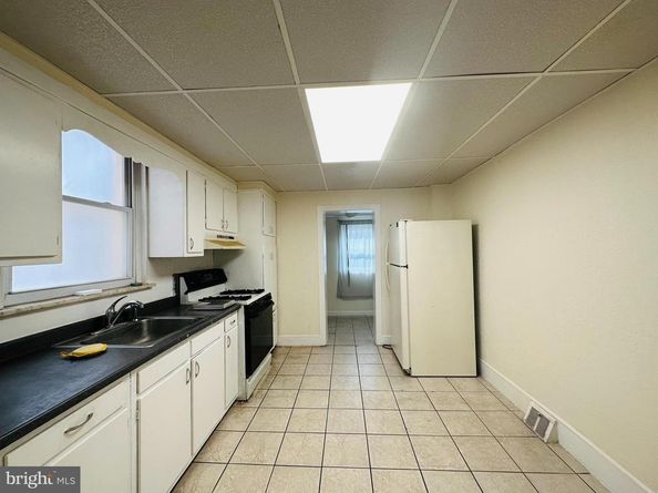 2438 S Philip Street, Philadelphia PA 19148