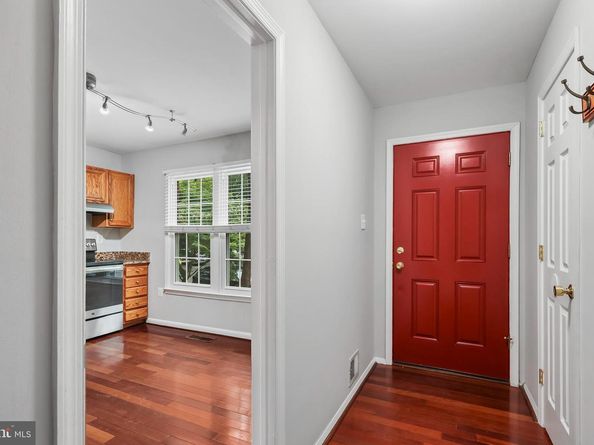 2300 Horseferry Court, Reston VA 20191