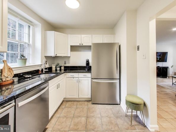 3750 39TH Street NW B146, Washington DC 20016