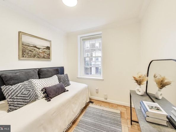 3750 39TH Street NW B146, Washington DC 20016