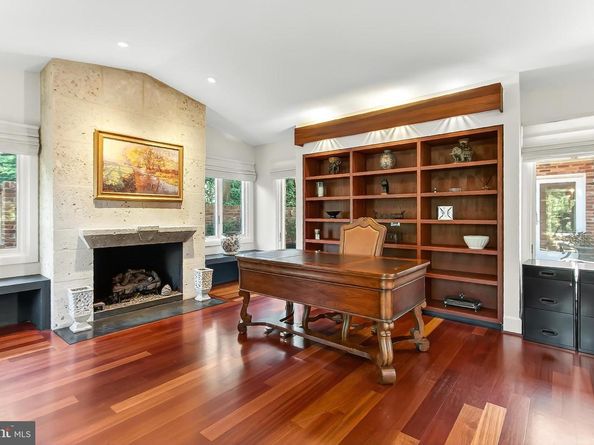 1753 Army Navy Drive, Arlington VA 22202