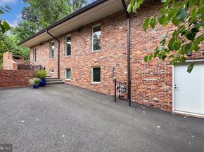 1753 Army Navy Drive, Arlington VA 22202