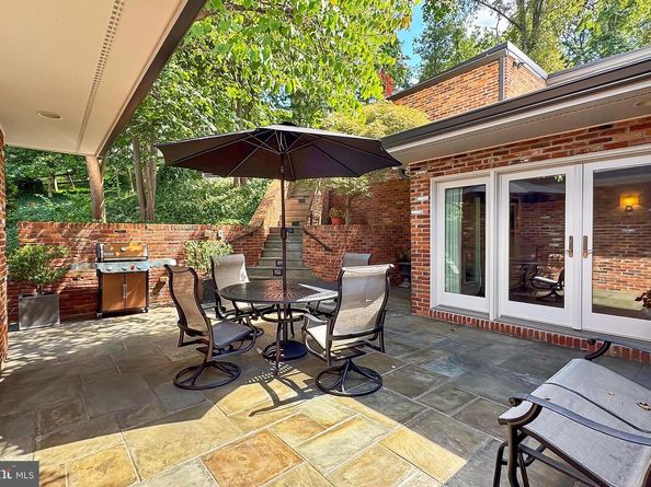 1753 Army Navy Drive, Arlington VA 22202