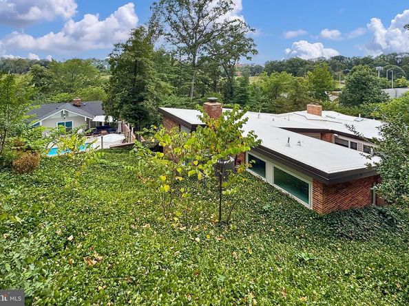 1753 Army Navy Drive, Arlington VA 22202