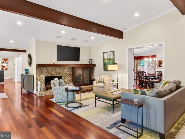 1753 Army Navy Drive, Arlington VA 22202