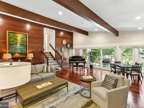 1753 Army Navy Drive, Arlington VA 22202