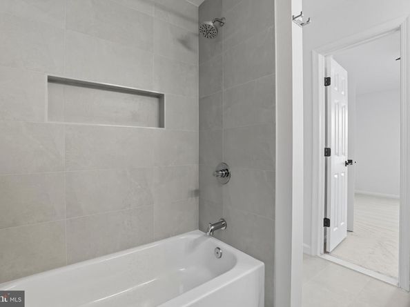 46895 Eaton Terrace 300, Sterling VA 20164
