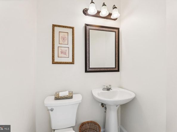 629 Acker Place NE, Washington DC 20002