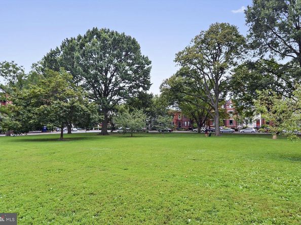 629 Acker Place NE, Washington DC 20002