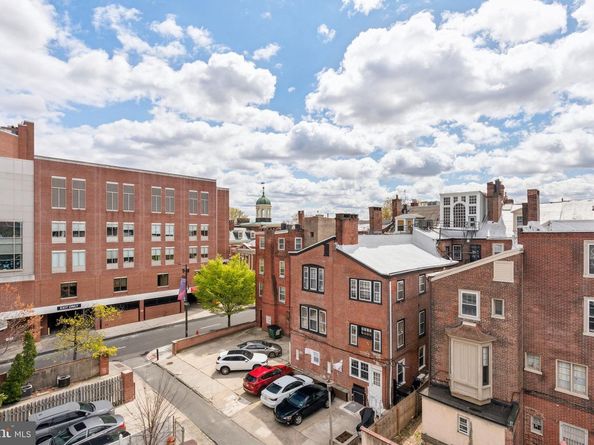 910 Spruce Street 10, Philadelphia PA 19107
