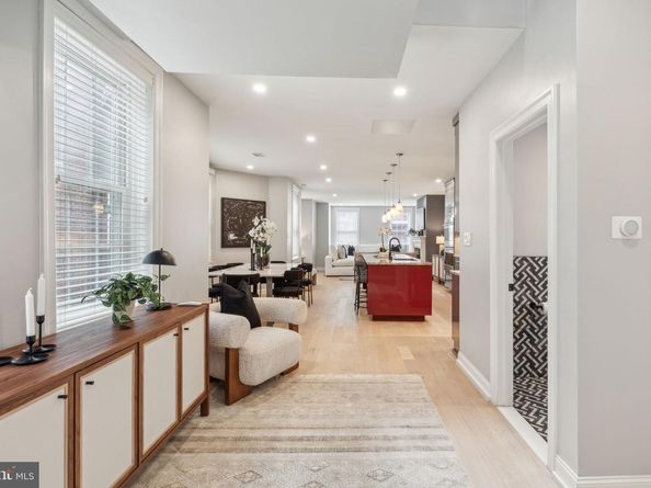 910 Spruce Street 10, Philadelphia PA 19107