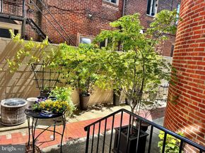 910 Spruce Street 10, Philadelphia PA 19107