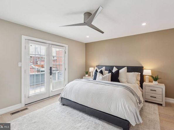 910 Spruce Street 10, Philadelphia PA 19107