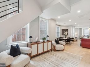 910 Spruce Street 10, Philadelphia PA 19107