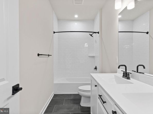 105 River Trail Circle 3, King Of Prussia PA 19406