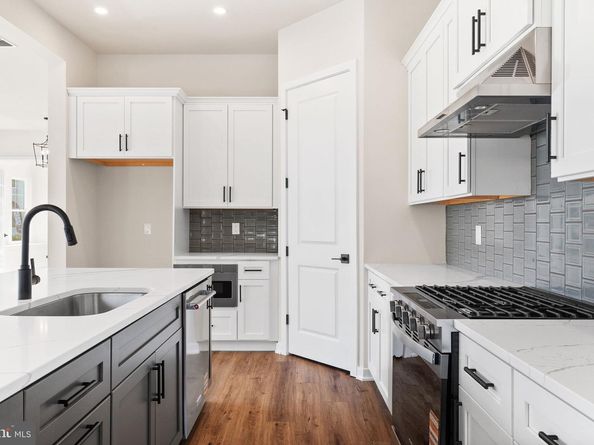 105 River Trail Circle 3, King Of Prussia PA 19406