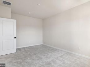 105 River Trail Circle 3, King Of Prussia PA 19406