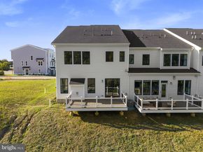 105 River Trail Circle 3, King Of Prussia PA 19406