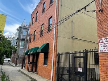 1425 W Flora Street
