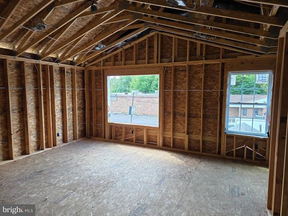 110 Neshaminy Road, Croydon PA 19021