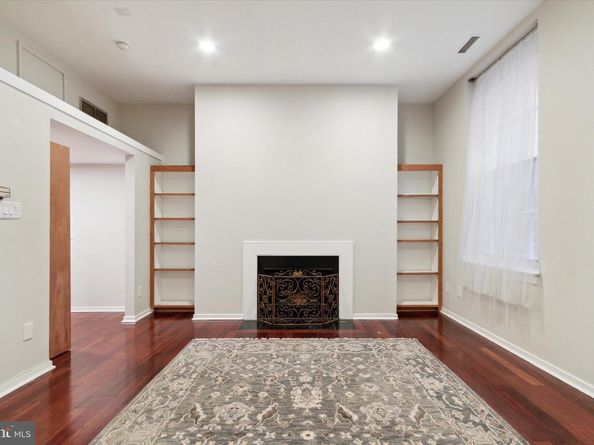 12 S Letitia Street 204, Philadelphia PA 19106