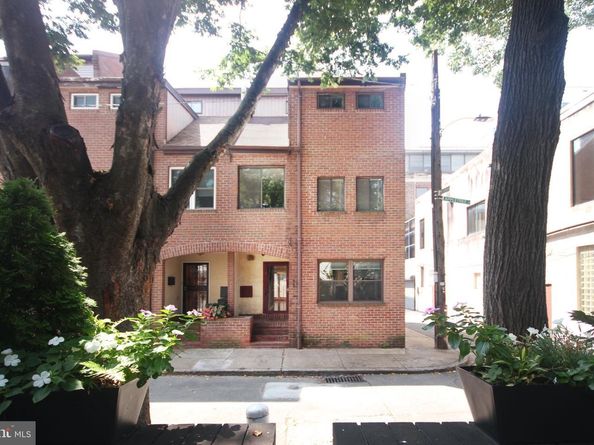 2128 Appletree Street, Philadelphia PA 19103