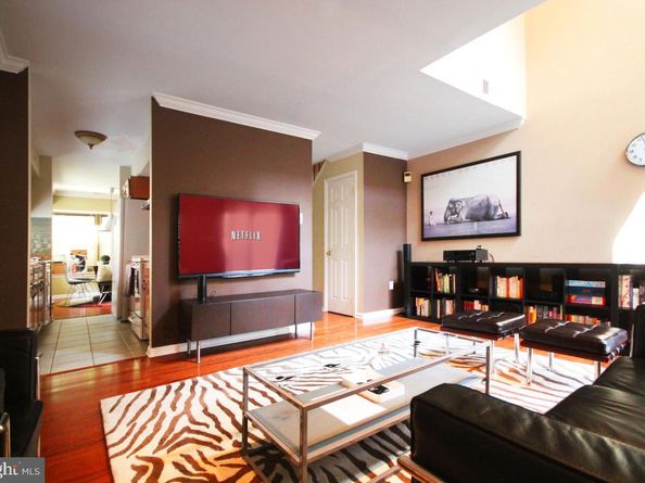 2128 Appletree Street, Philadelphia PA 19103