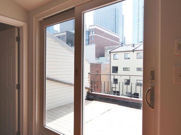 2128 Appletree Street, Philadelphia PA 19103