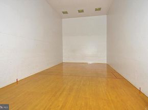 307 Yoakum Parkway 406, Alexandria VA 22304
