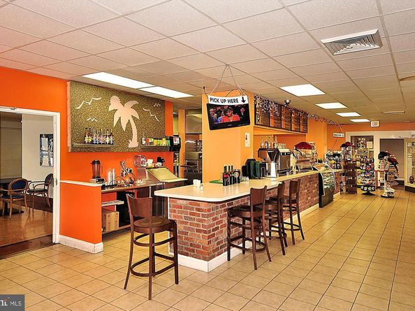 307 Yoakum Parkway 406, Alexandria VA 22304