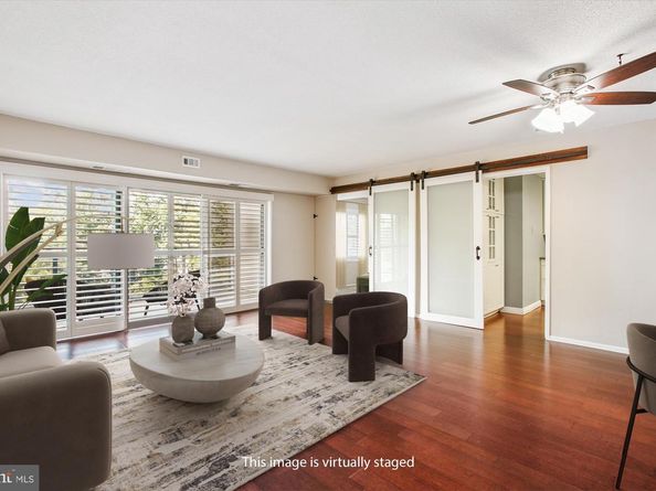 307 Yoakum Parkway 406, Alexandria VA 22304