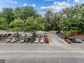 307 Yoakum Parkway 406, Alexandria VA 22304
