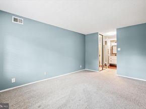 307 Yoakum Parkway 406, Alexandria VA 22304
