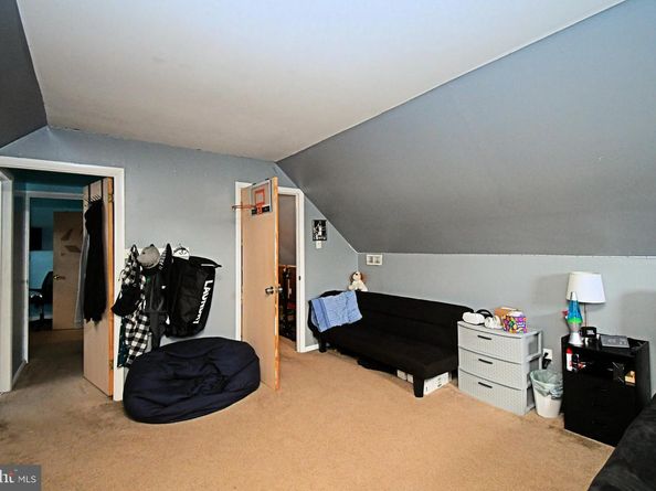 2830 Woodhaven Road, Philadelphia PA 19154