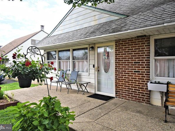2830 Woodhaven Road, Philadelphia PA 19154