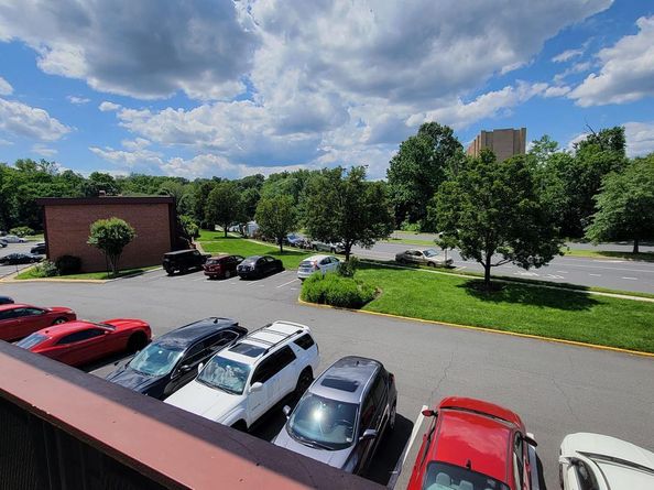1501 S George Mason Drive S 23, Arlington VA 22204