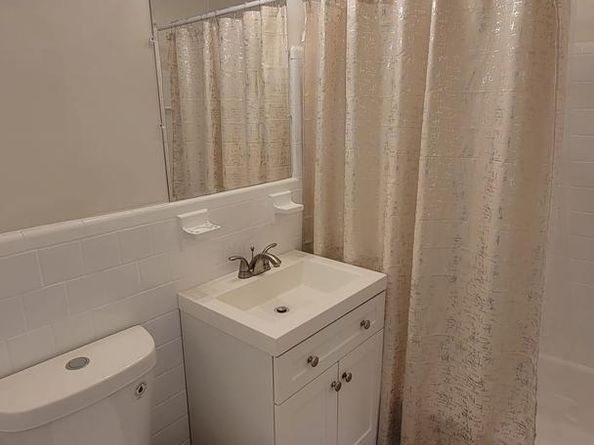 1501 S George Mason Drive S 23, Arlington VA 22204