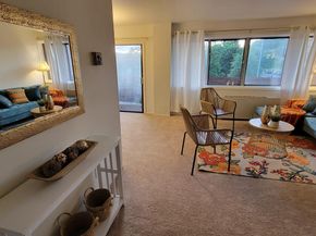 1501 S George Mason Drive S 23, Arlington VA 22204