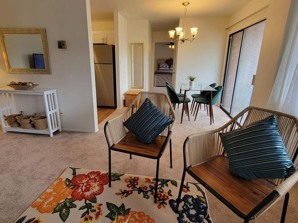 1501 S George Mason Drive S 23, Arlington VA 22204