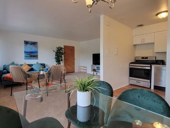 1501 S George Mason Drive S 23, Arlington VA 22204