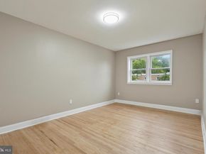 10216 Ambridge Place, Philadelphia PA 19114