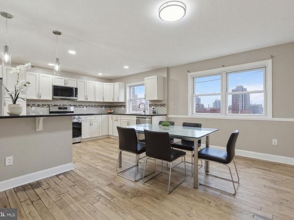 10216 Ambridge Place, Philadelphia PA 19114
