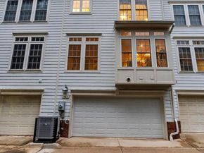 904 W Glebe Road, Alexandria VA 22305