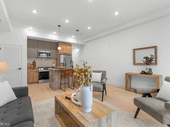 1338 N Franklin Street B, Philadelphia PA 19122