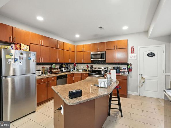 4079 Ford Road, Philadelphia PA 19131