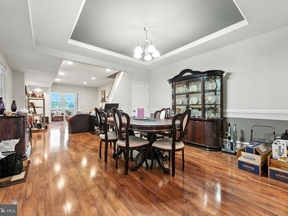 4079 Ford Road, Philadelphia PA 19131